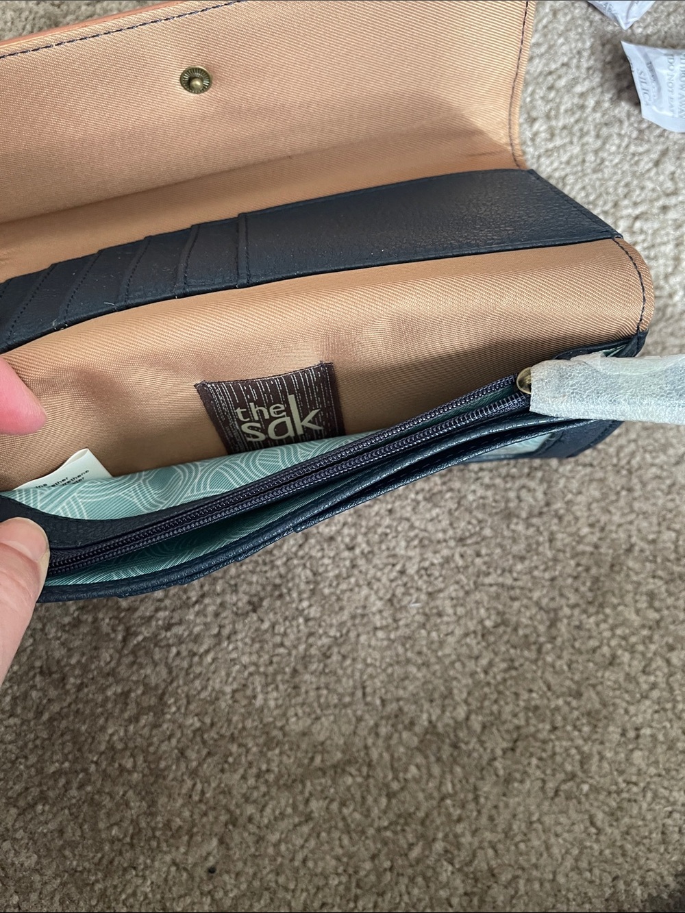 The Sak Navy and Brown Leather Iris Flap Wallet - Picture 6 of 13